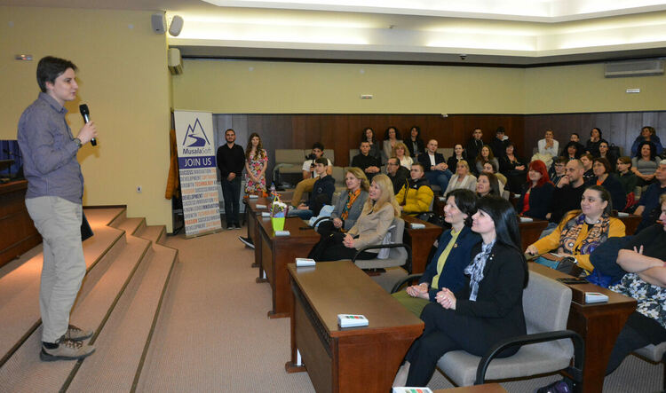 ПМГ-Хасково домакинства на  40-та Национална олимпиада по информатика