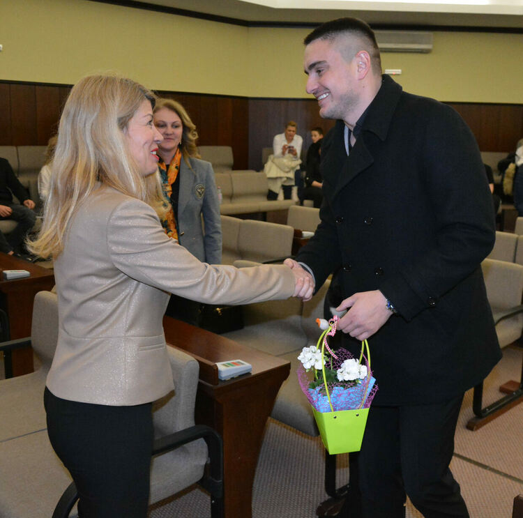 ПМГ-Хасково домакинства на  40-та Национална олимпиада по информатика