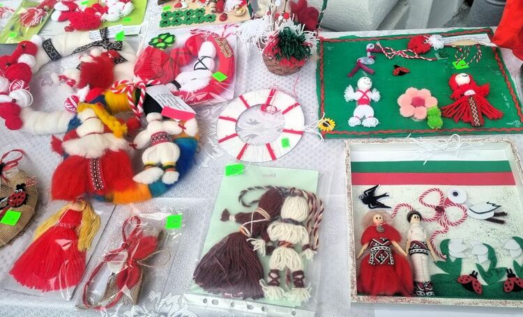 Над 650 лв. събра благотворителният мартенски базар в Асеновград 