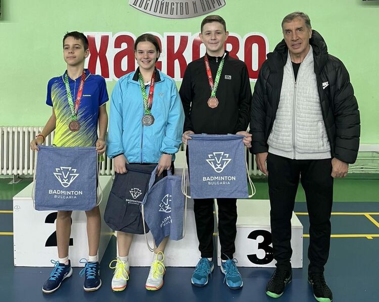 БК „Хасково“ с 3 медала на шампионата по бадминтон