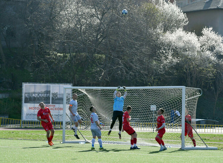 ОФК „Хасково“ с категоричен успех над „Върбица“