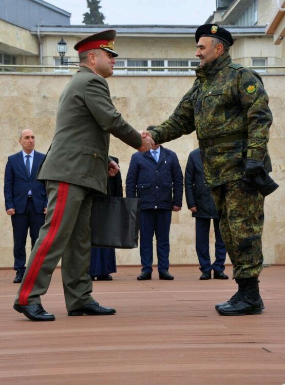 Кметът Грудев към военните: Съхранете честта и традициите на българската армия