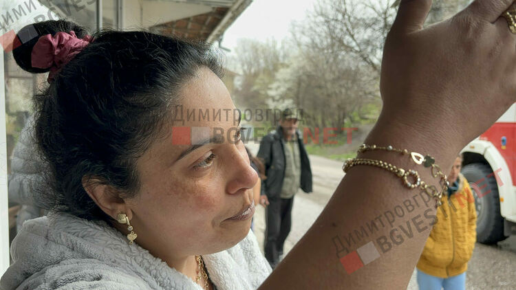 Мъж загина и 16 апартамента изгоряха в Димитровград, обвинения към пожарната