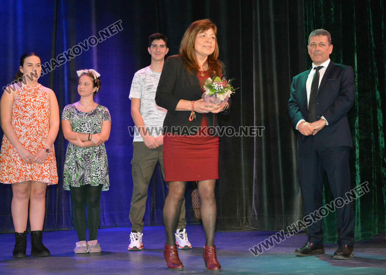 Трупата на хасковската Езикова гимназия представя България на Международния фестивал за училищен театър на испански език