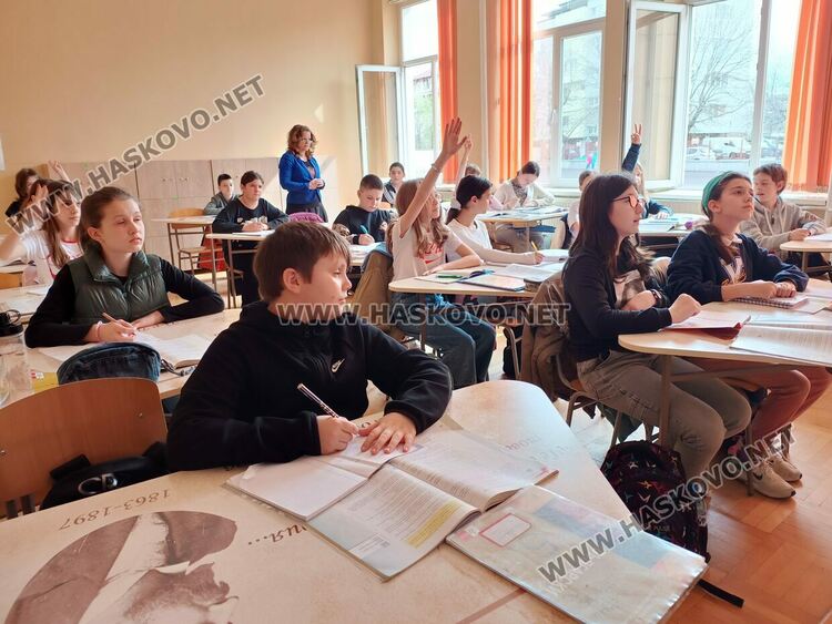 Учителите и директорите одобряват промяната за отсъствия до 15 дни с бележка от родител 