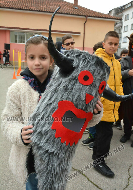 На Сирни Заговезни в ОУ "Климент Охридски" гониха злите сили 