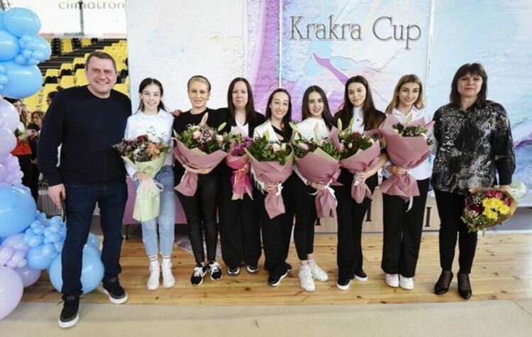 При изключителен интерес от участници и публика премина шестото издание на Международния турнир по художествена гимнастика „Кракра къп“