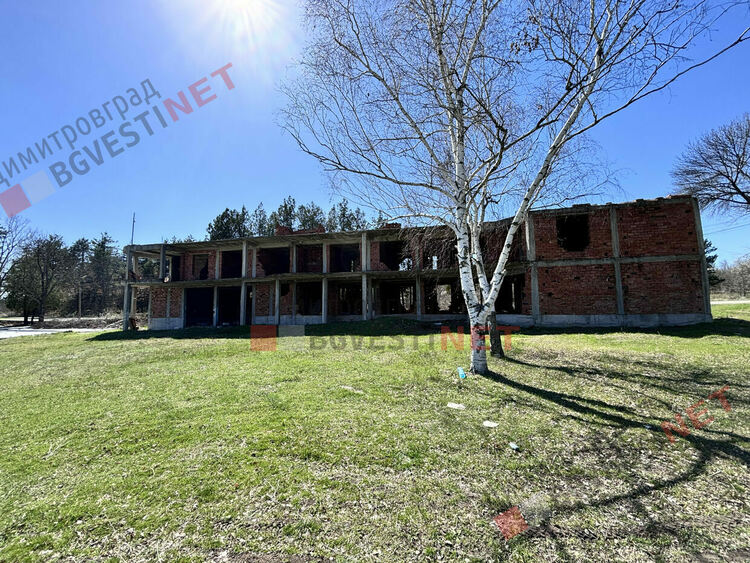 Минералният басейн в Меричлери е възможно да заработи от догодина