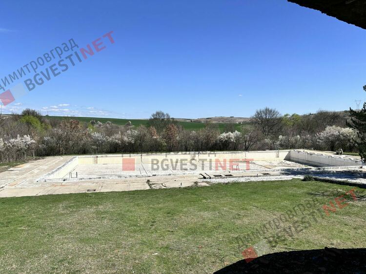 Минералният басейн в Меричлери е възможно да заработи от догодина