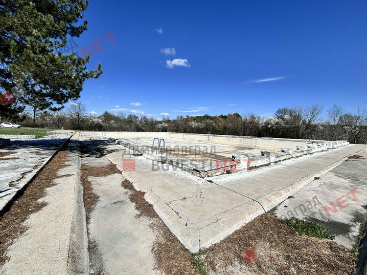 Минералният басейн в Меричлери е възможно да заработи от догодина