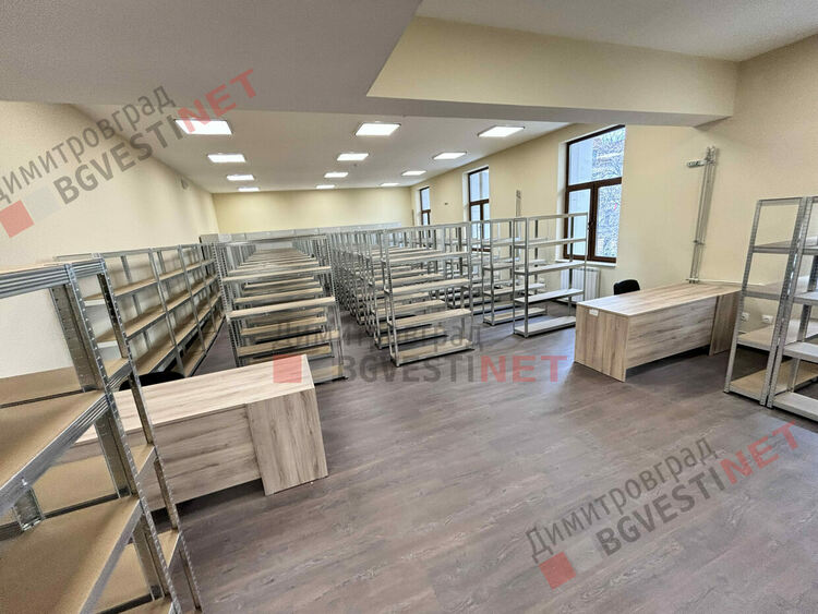 Приключи ремонта на емблематичния за града културен дом "Химик"