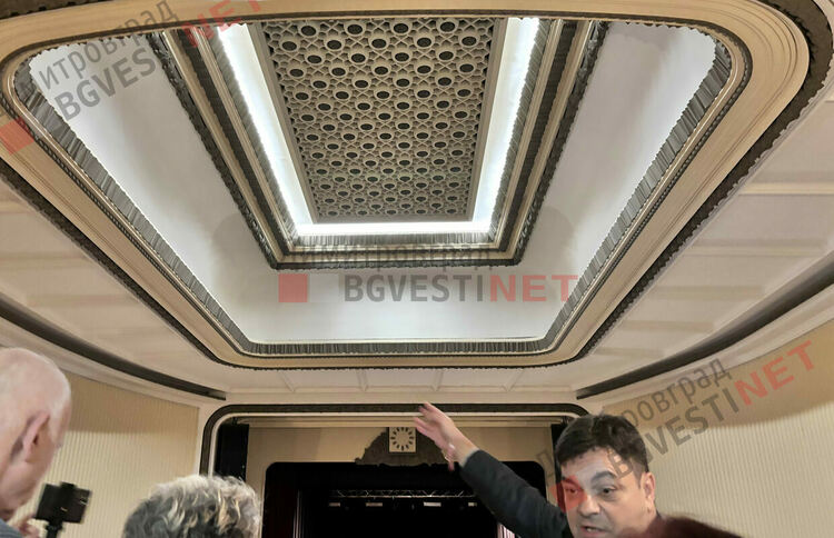 Приключи ремонта на емблематичния за града културен дом "Химик"