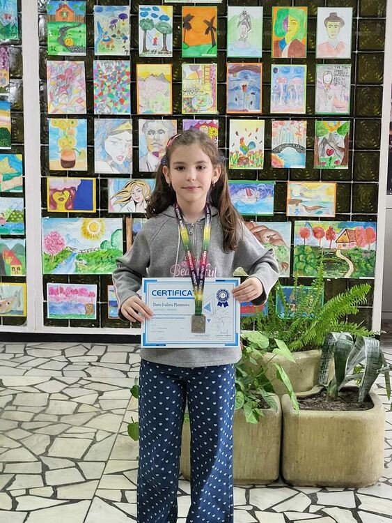 Алековци с медали от международно състезание по математика