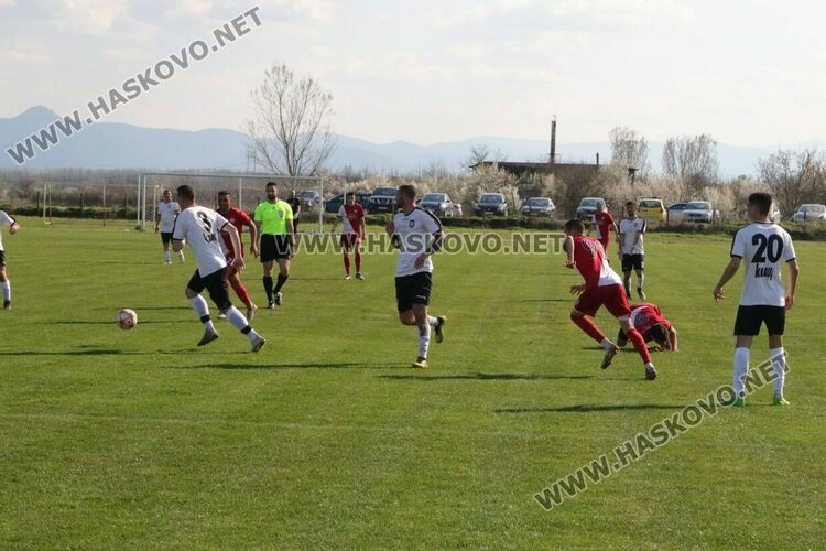 "Саяна Хасково" победи "Атлетик" и продължава напред в турнира за аматьорската купа