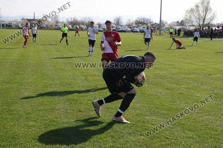 "Саяна Хасково" победи "Атлетик" и продължава напред в турнира за аматьорската купа