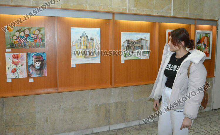 УНСС включва в Центъра си в Хасково местни академични преподаватели