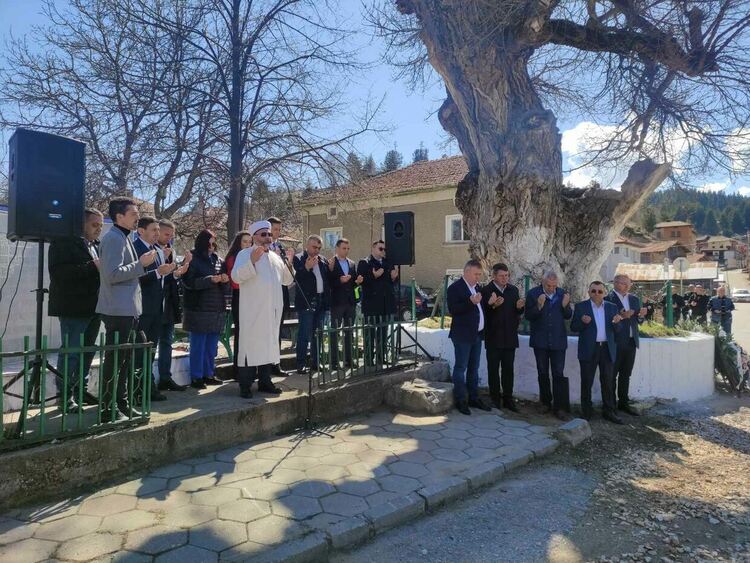 В Барутин с възпоменателен митинг бе отбелязана 52-та годишнина от Възродителния процес