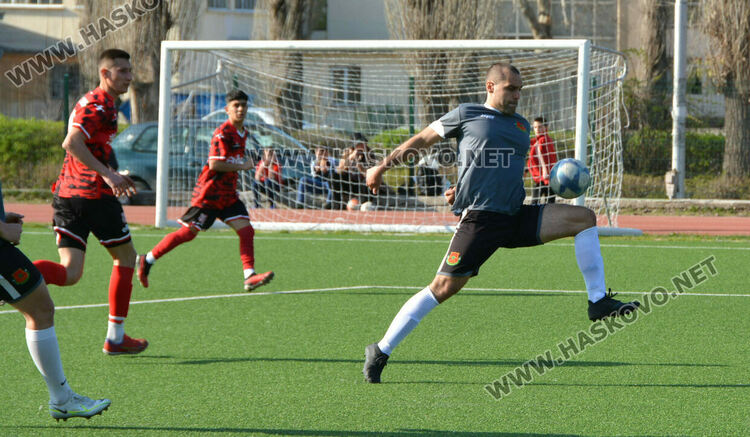 „Хасково 2022“ не срещна проблеми срещу „Любимец 2018“
