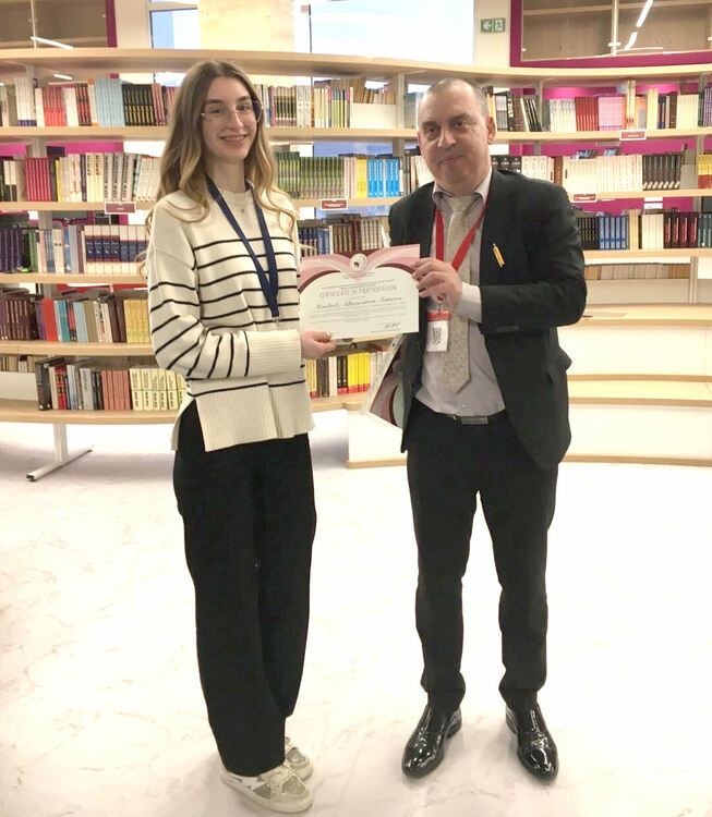 Ученички от Езиковата с отборно трето място в национално езиково състезание