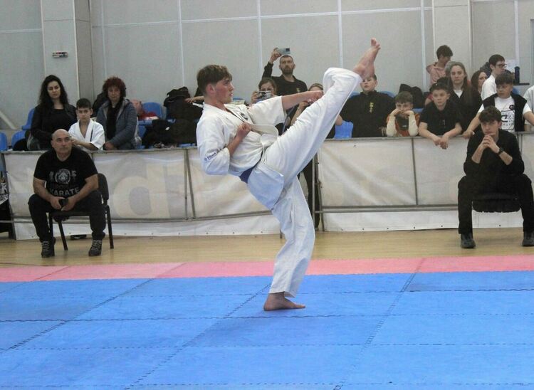 Първо и второ място, както и още 5 медала за СК "Хамон" от национално първенство по карате