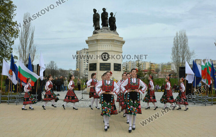 Тържествено отбелязване в Хасково на Ден на Десети пехотен родопски полк и Ден на Тракия