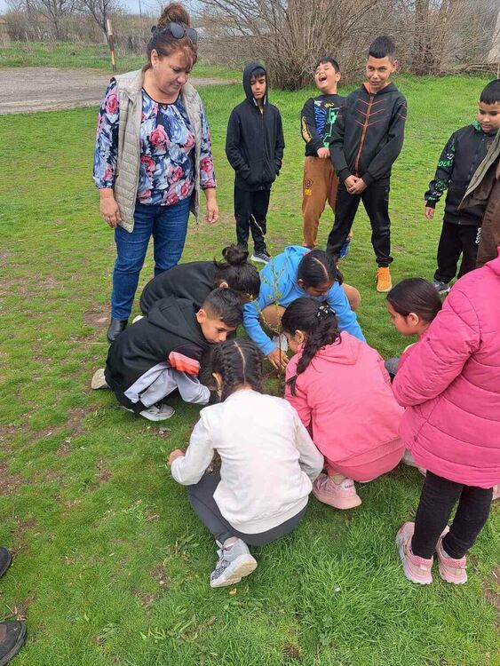 Горски урок изнесоха лесничеи във Виница