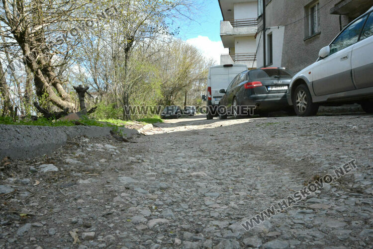 Община Хасково предвижда ремонт на стълбище, подпорна стена и улица 
