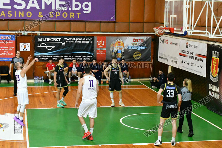 Баскетболният „Хасково“ се справи с „Академик“