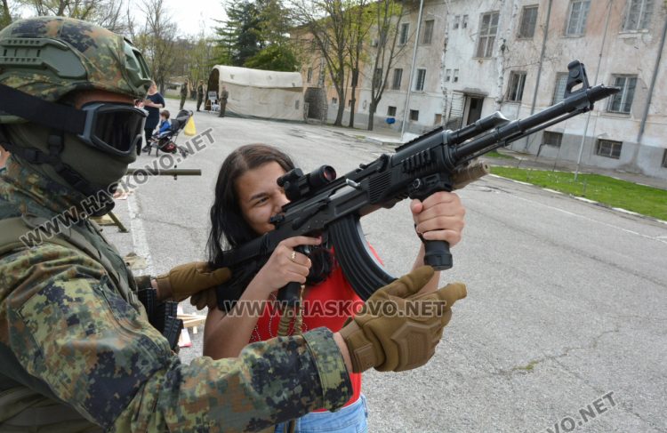   Поделението в Хасково отбелязва 20 години от приемането на България в НАТО