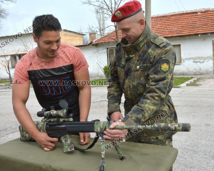   Поделението в Хасково отбелязва 20 години от приемането на България в НАТО