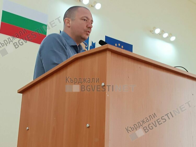 Радослав Милев