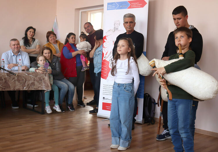 „Музикален калейдоскоп“ представи новооткрити музикални таланти от община Хасково 