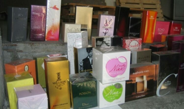 Иззеха 557 парфюма менте от три коли