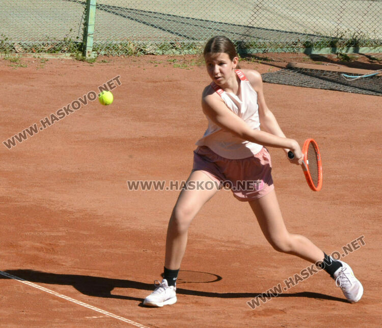 Хасково е домакин на държавен турнир по тенис