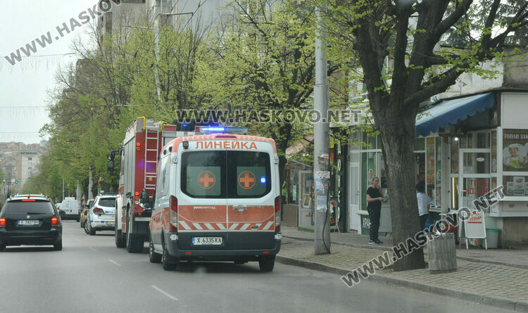 Пламна пещта в „Пещите“ в Хасково, пожар избухна в стар магазин