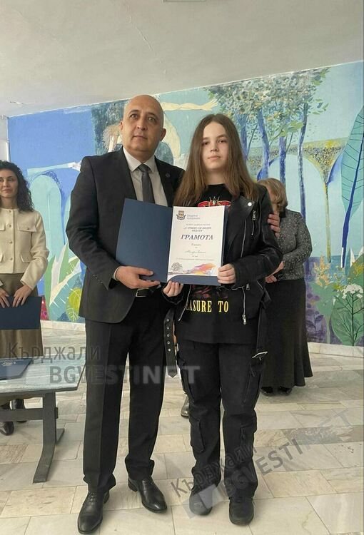 Талантливата Мелда Халил вдъхва живот на хеви метъл герои в своите картини,вдъхновява се от тежката музика