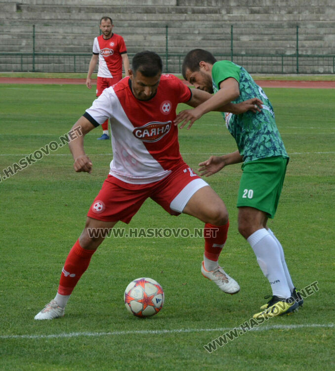 Силно второ полувреме донесе нова победа за „Саяна Хасково“