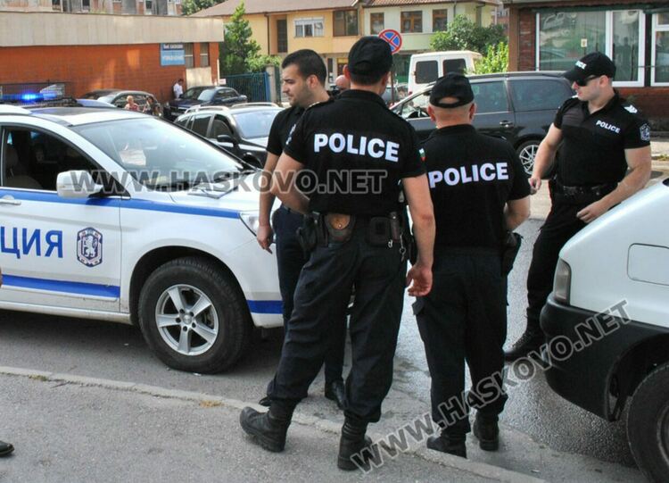 Арестуваха жена с 20 дози хероин до хасковско училище