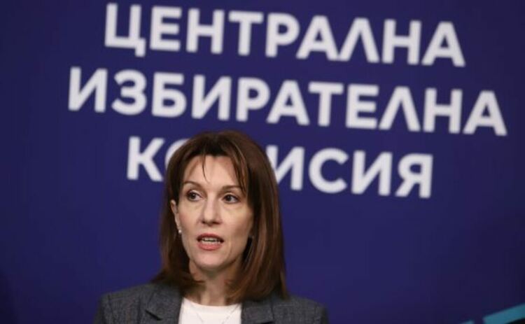 2 в 1: Партиите с еднакви номера за евровота и предсрочните избори за НС