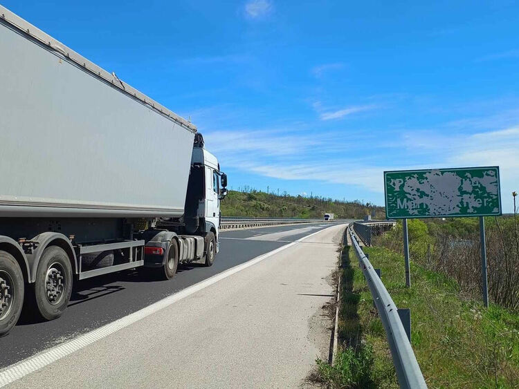 Фуги на два моста по АМ „Марица“, отворени със сантиметри, чакат ремонт