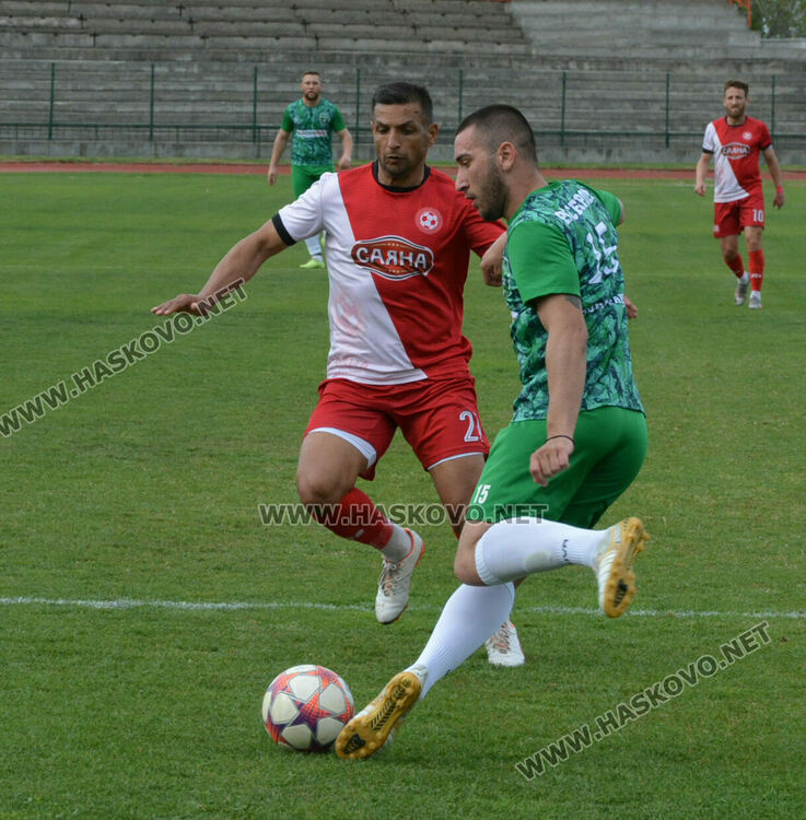Силно второ полувреме донесе нова победа за „Саяна Хасково“