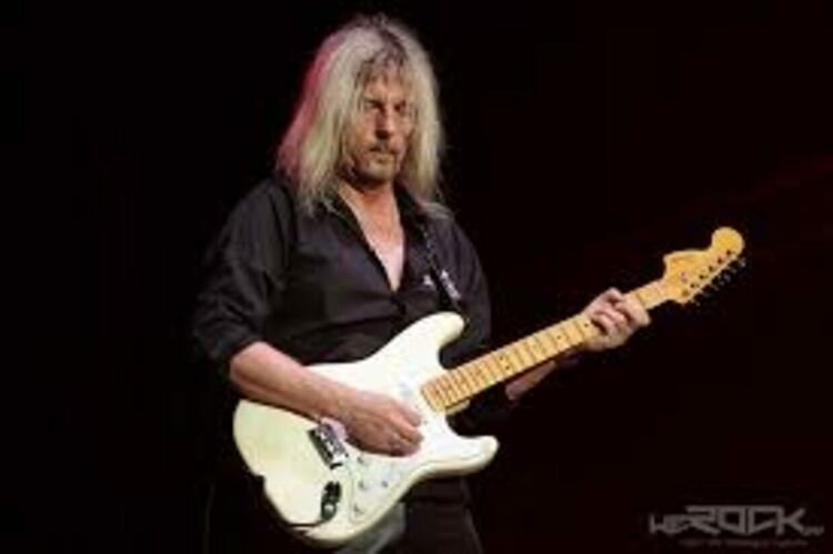 Axel Rudi Pell с нов сингъл и видео, „Guardian Angel“