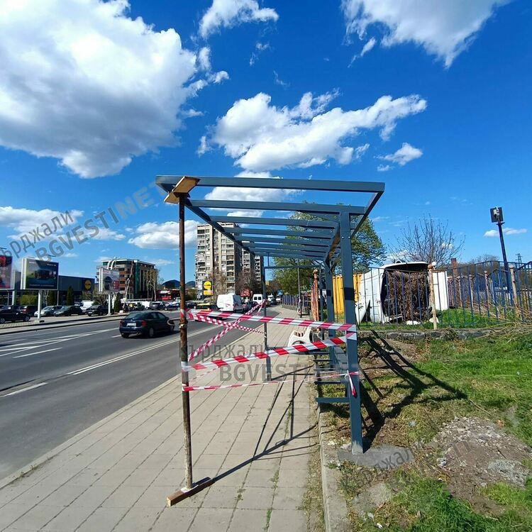 Връщат автобусните спирки пред „Лидъл” в Кърджали към живот