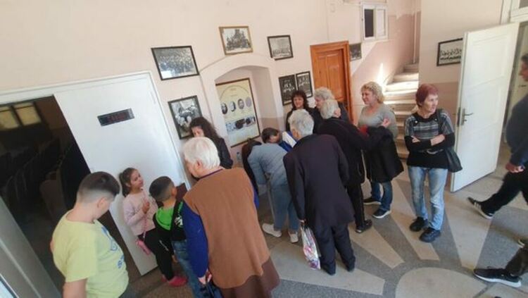 Успешно премина и поредният спектакъл на участниците в проекта „Артистично ателие“.