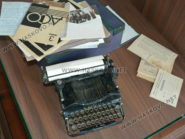 Показват за първи път вещи на Ари и Асен Златаров в подновената експозиция на Кирково училище