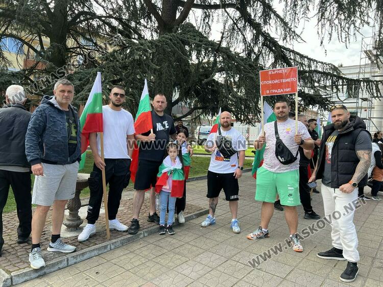 Не искат "сингъли" в бежанския лагер в Харманли