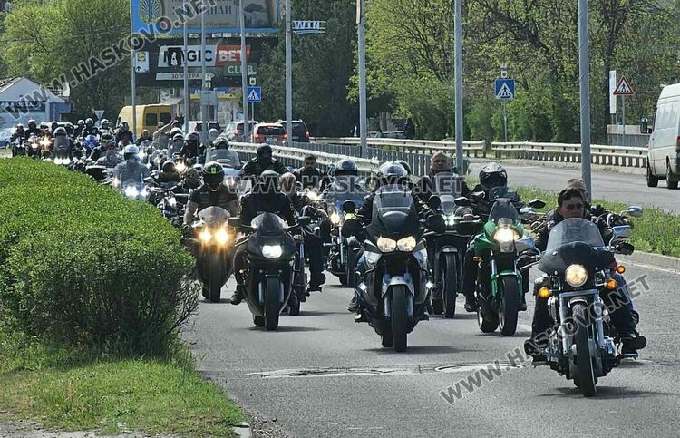 Не искат "сингъли" в бежанския лагер в Харманли