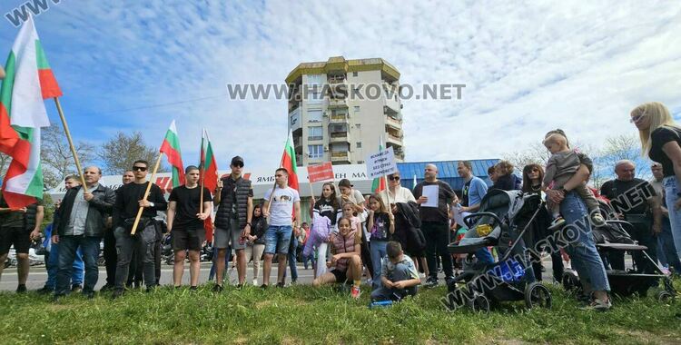 Не искат "сингъли" в бежанския лагер в Харманли