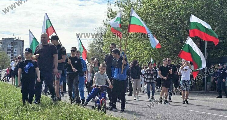 Не искат "сингъли" в бежанския лагер в Харманли