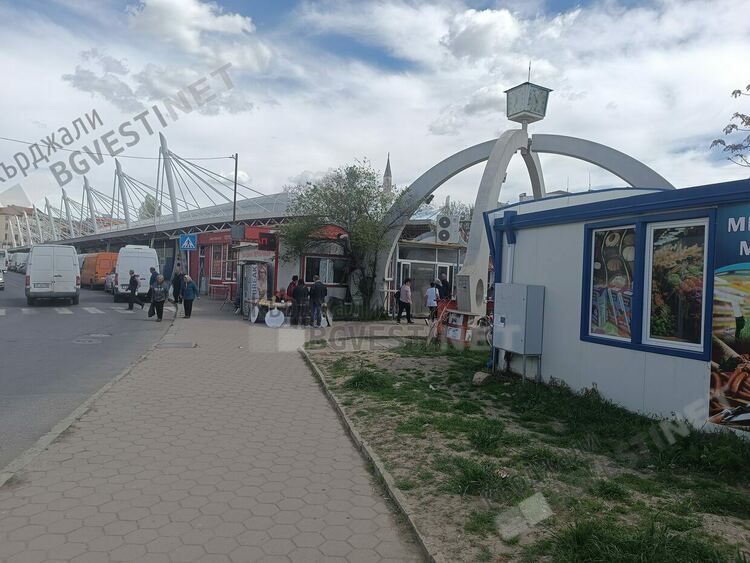 Точно 20 години след учредяването на Пазар на производителите в Кърджали старите коптори са по-жизнени от всякога